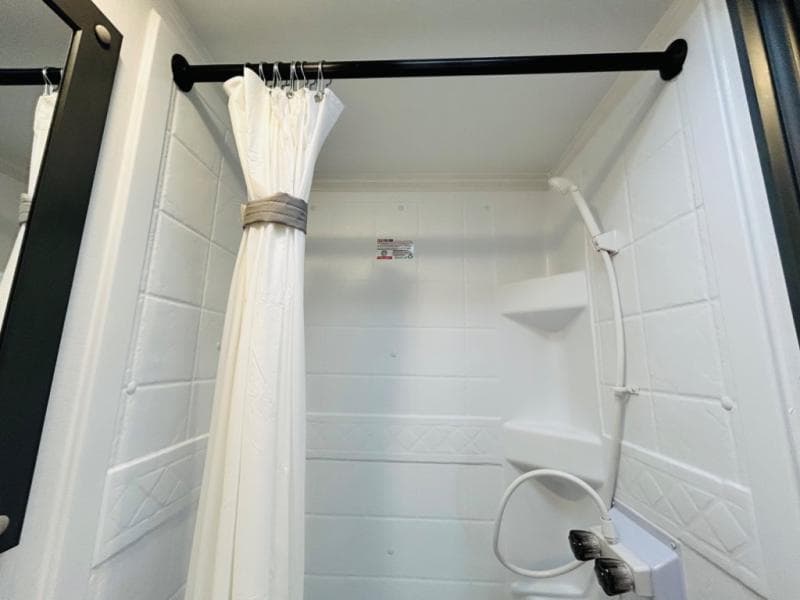 2024 Keystone RV 2024 Keystone RV Bullet Classic - thumbnail 66