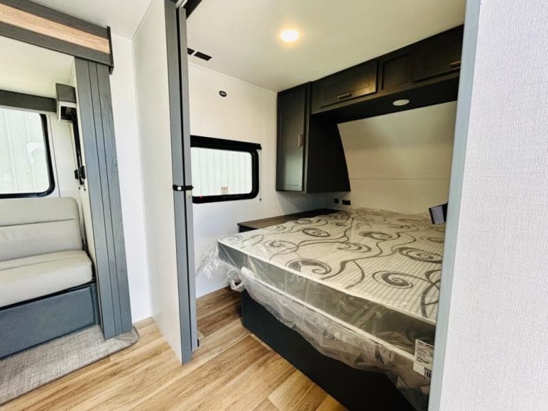 2024 Keystone RV 2024 Keystone RV Bullet Classic - thumbnail 69