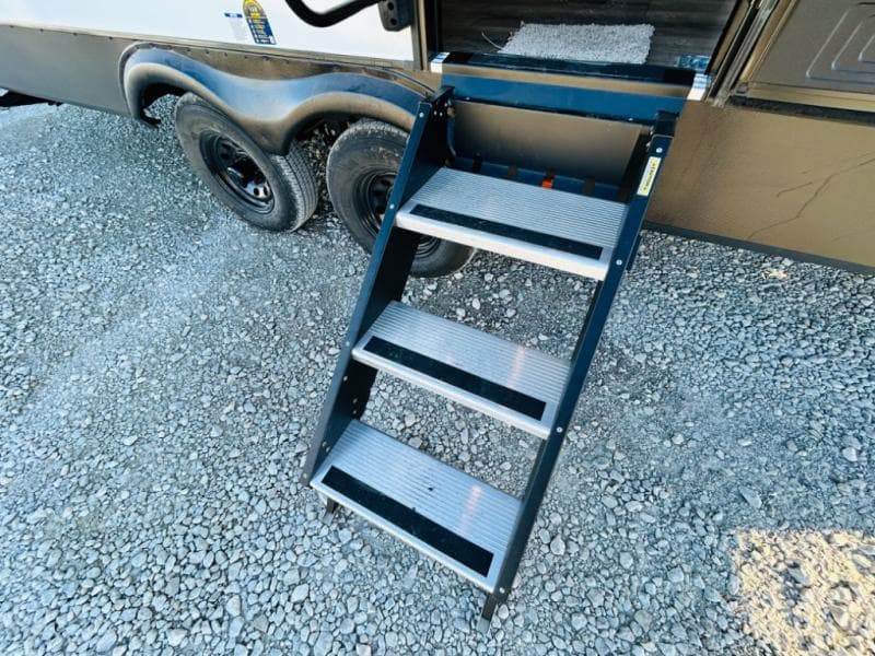 2025 Forest River 2025 Forest River Xlr Boost Toy Hauler - thumbnail 13