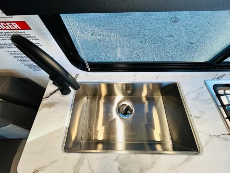 2025 Forest River 2025 Forest River Xlr Boost Toy Hauler - thumbnail 34