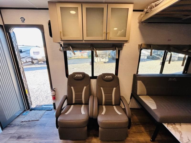 2025 Forest River 2025 Forest River Xlr Boost Toy Hauler - thumbnail 41