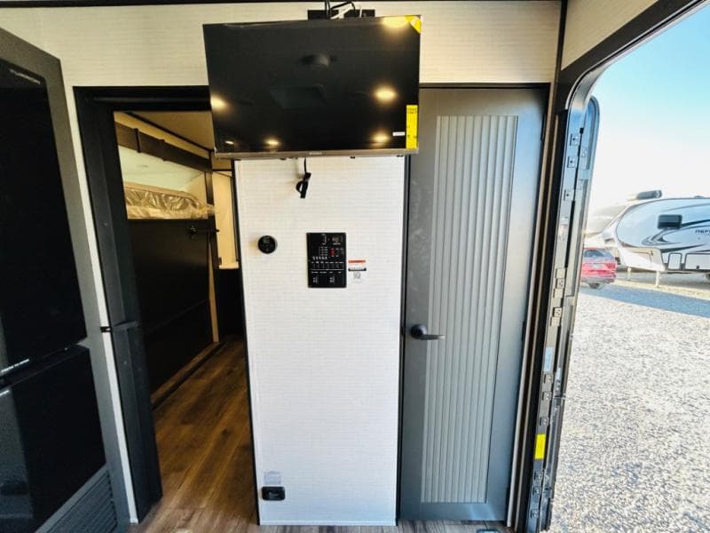 2025 Forest River 2025 Forest River Xlr Boost Toy Hauler - thumbnail 45