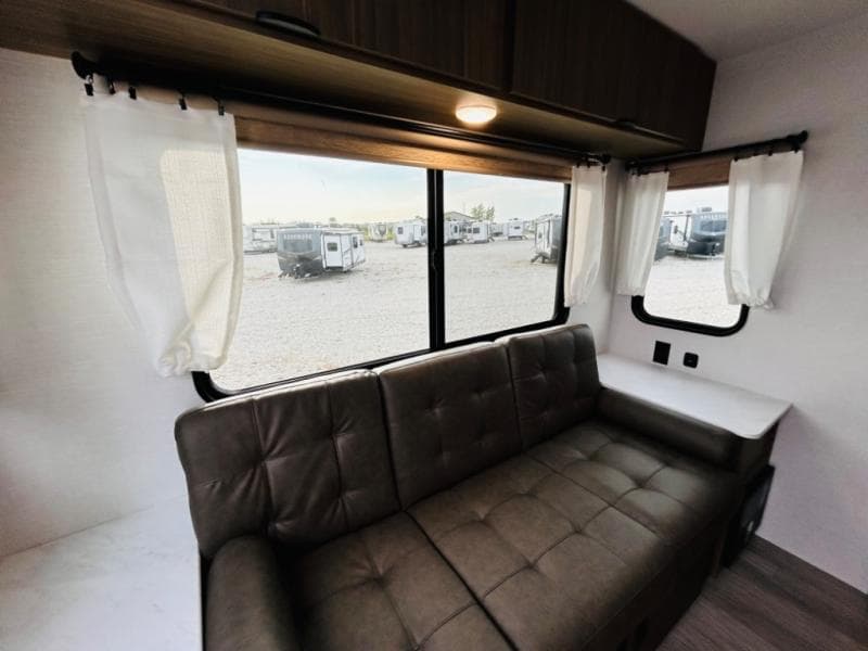 2025 Forest River 2025 Forest River Salem Cruise Lite - thumbnail 18