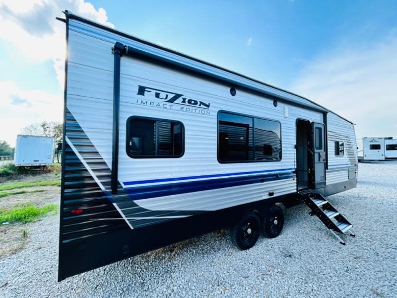2025 Keystone 2025 Keystone Fuzion Impact - thumbnail 4