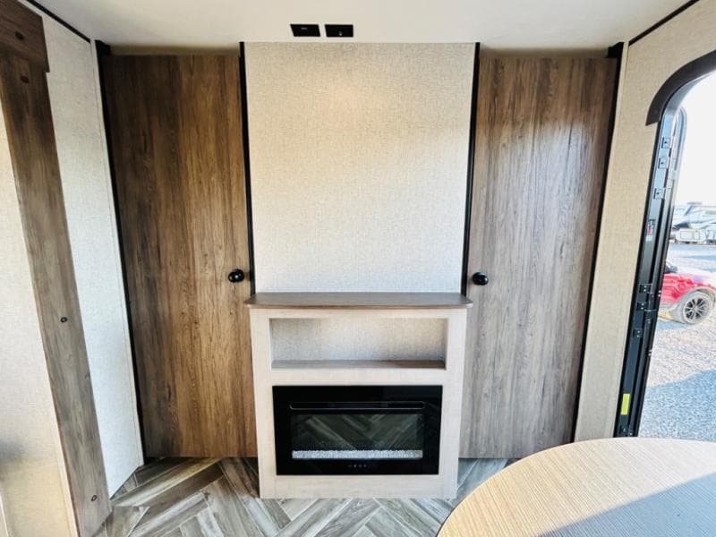 2025 CrossRoads 2025 CrossRoads Zinger - thumbnail 41