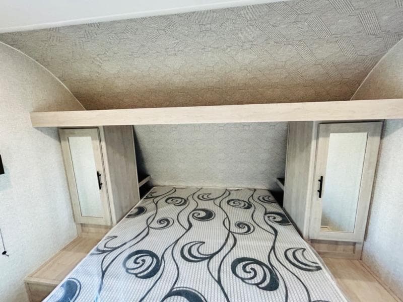 2025 CrossRoads 2025 CrossRoads Zinger - thumbnail 70