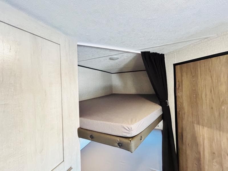 2025 CrossRoads 2025 CrossRoads Zinger - thumbnail 78