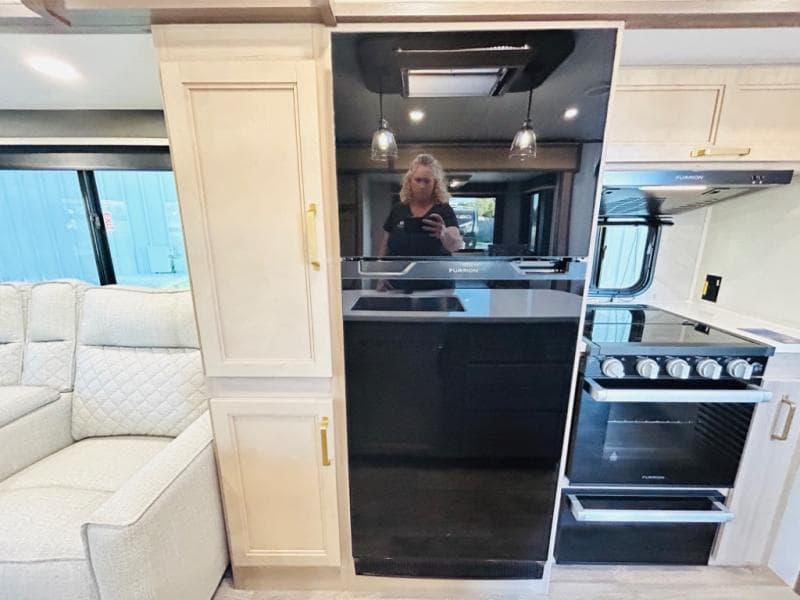 2025 Keystone 2025 Keystone Outback - thumbnail 26