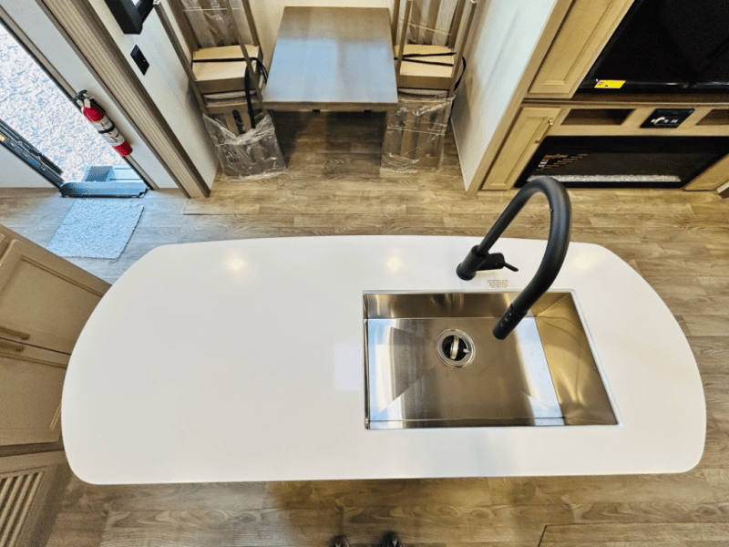 2025 Keystone 2025 Keystone Outback - thumbnail 31