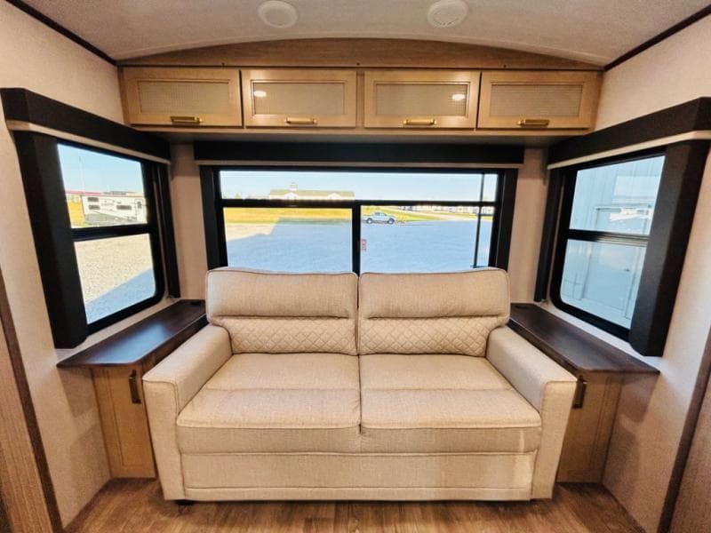 2025 Keystone 2025 Keystone Outback - thumbnail 36