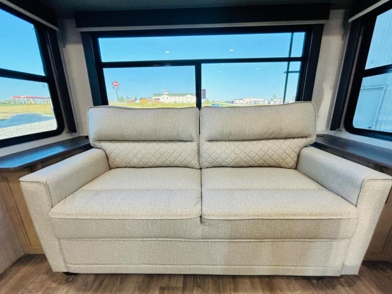 2025 Keystone 2025 Keystone Outback - thumbnail 37