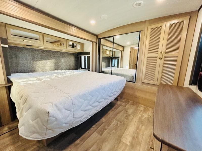 2025 Keystone 2025 Keystone Outback - thumbnail 57