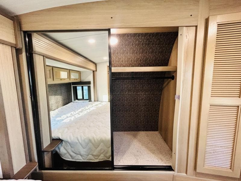 2025 Keystone 2025 Keystone Outback - thumbnail 65