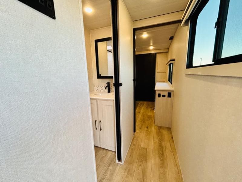 2025 Forest River 2025 Forest River Surveyor - thumbnail 21