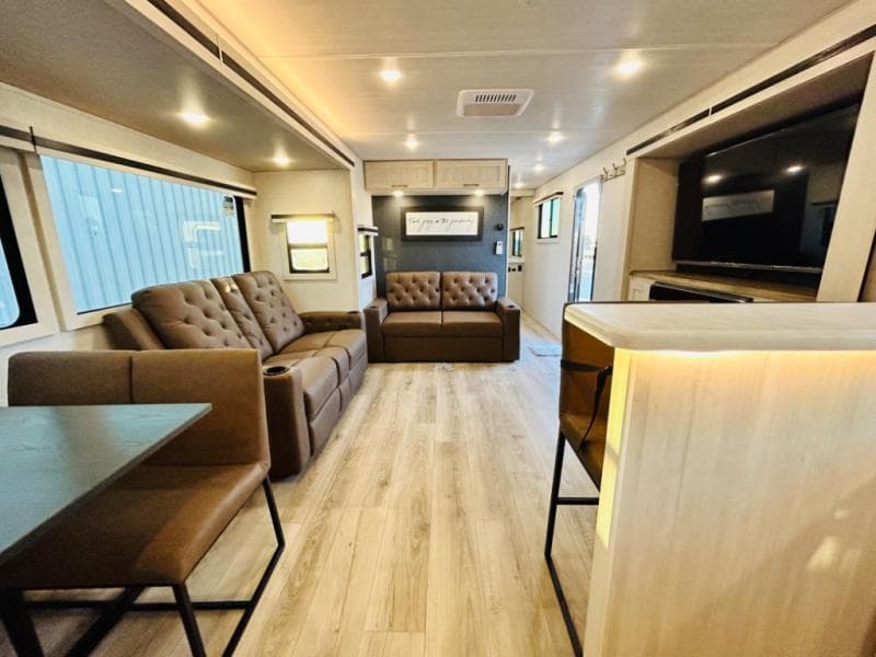 2025 Forest River 2025 Forest River Surveyor - thumbnail 25