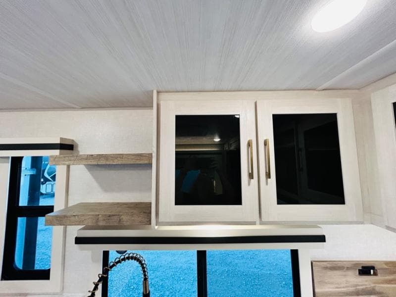 2025 Forest River 2025 Forest River Surveyor - thumbnail 44