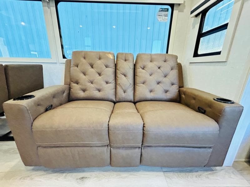 2025 Forest River 2025 Forest River Surveyor - thumbnail 64