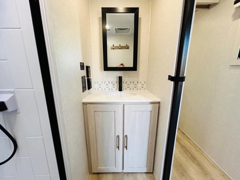 2025 Forest River 2025 Forest River Surveyor - thumbnail 72