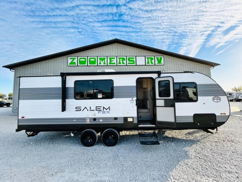 2025 Forest River 2025 Forest River Salem FSX - thumbnail 4