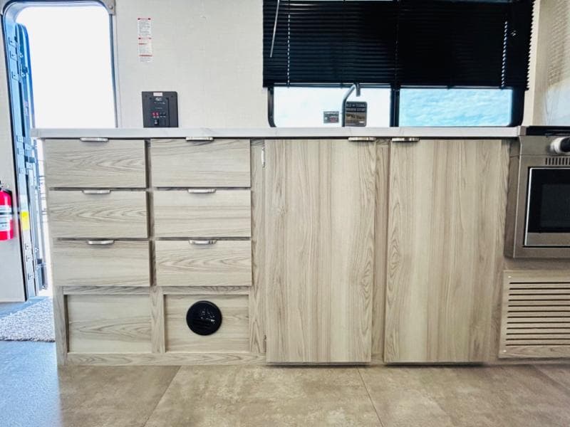 2025 Forest River 2025 Forest River Salem FSX - thumbnail 32