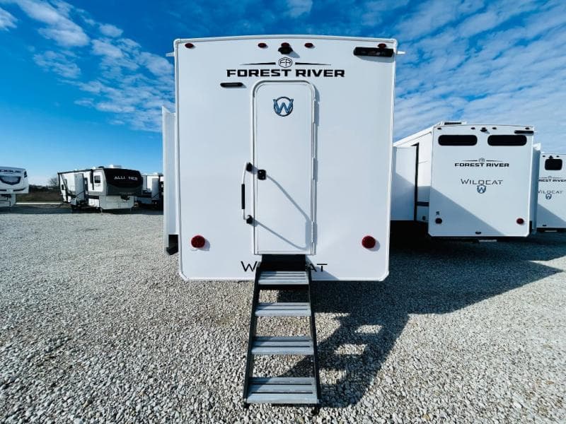 2025 Forest River 2025 Forest River Wildcat - thumbnail 5