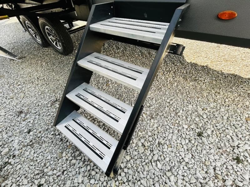 2025 Forest River 2025 Forest River Wildcat - thumbnail 14