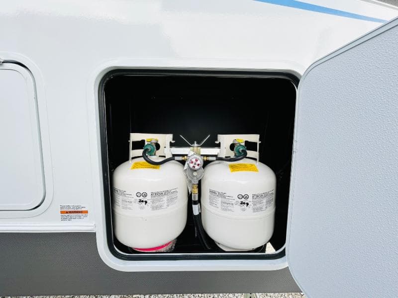 2025 Forest River 2025 Forest River Wildcat - thumbnail 16