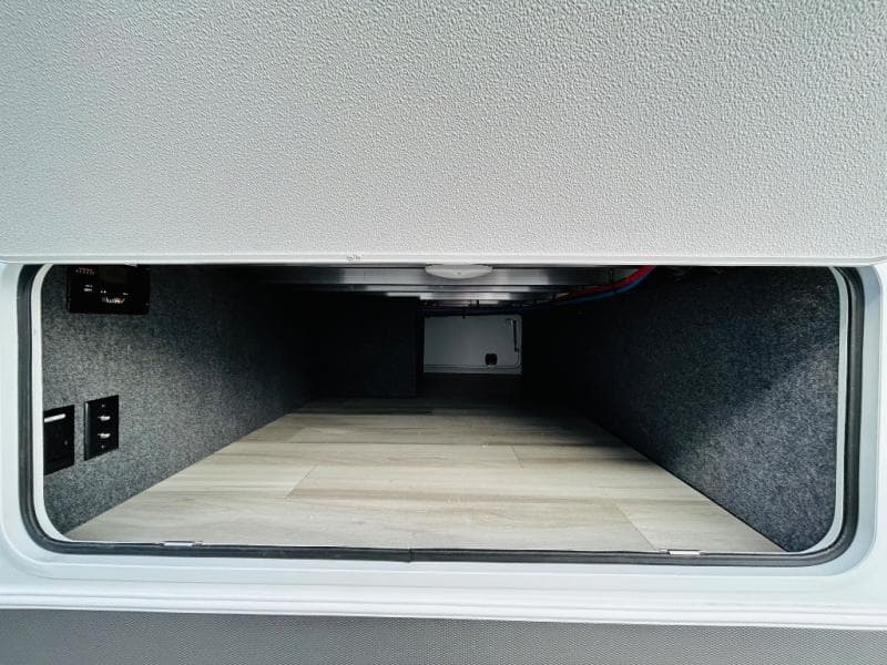 2025 Forest River 2025 Forest River Wildcat - thumbnail 18