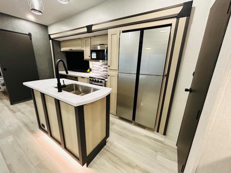 2025 Forest River 2025 Forest River Wildcat - thumbnail 30