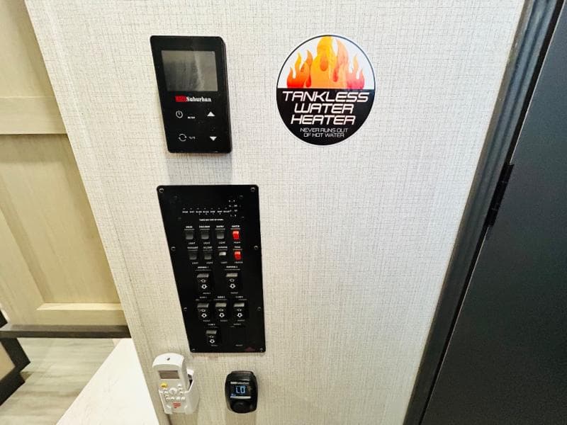 2025 Forest River 2025 Forest River Wildcat - thumbnail 45