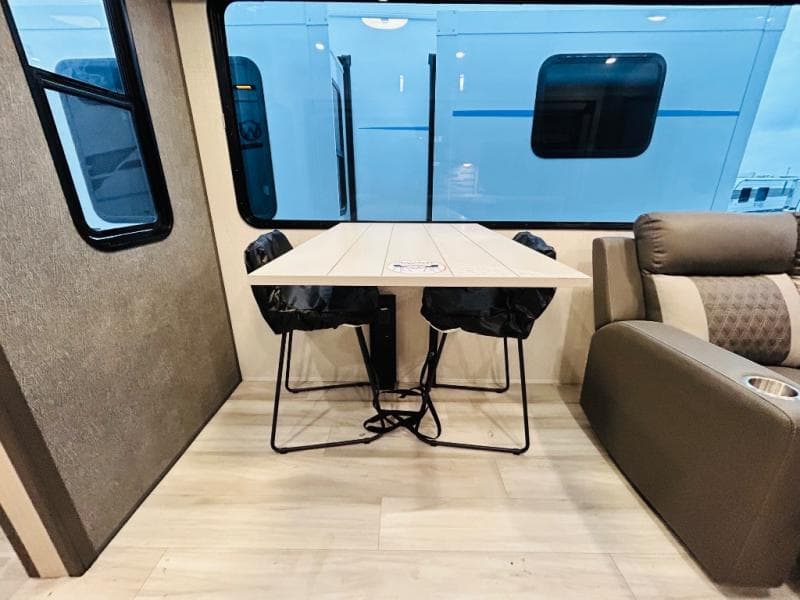 2025 Forest River 2025 Forest River Wildcat - thumbnail 56