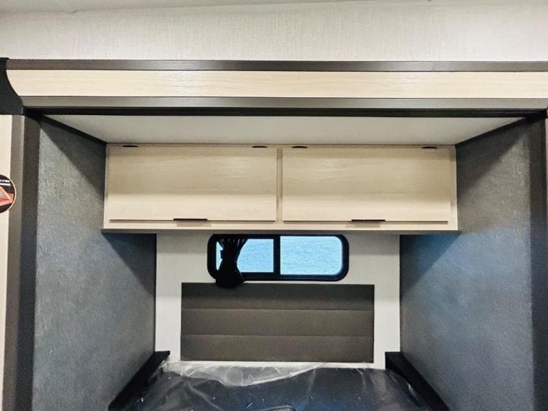 2025 Forest River 2025 Forest River Wildcat - thumbnail 92