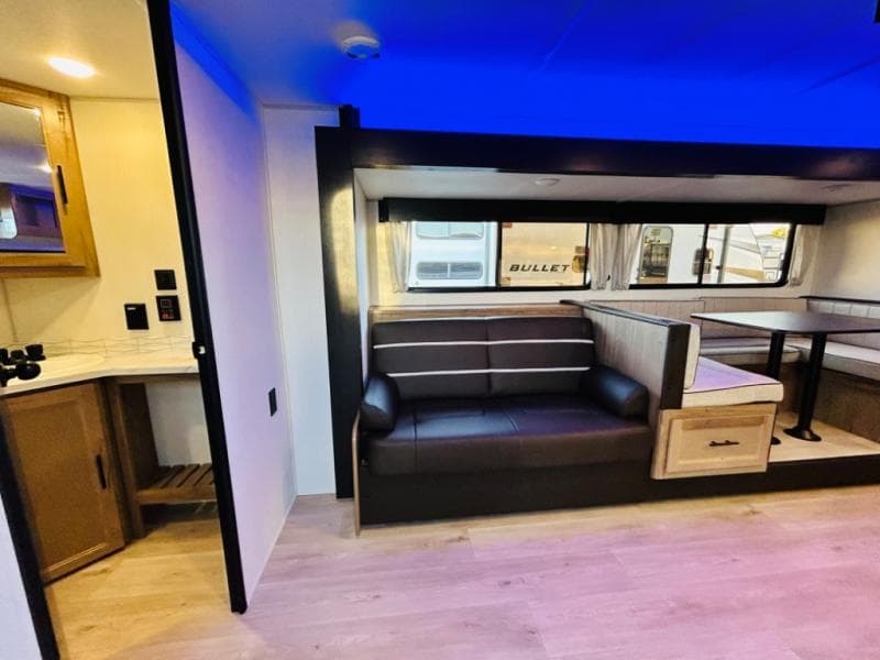 2025 Forest River 2025 Forest River Cherokee Grey Wolf - thumbnail 20