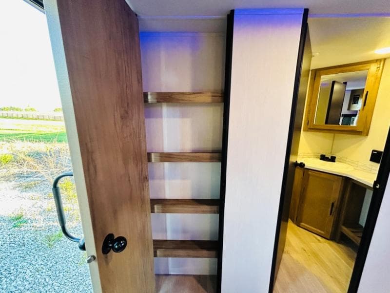 2025 Forest River 2025 Forest River Cherokee Grey Wolf - thumbnail 47