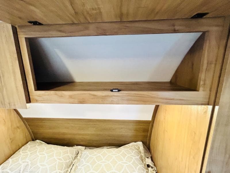 2025 Forest River 2025 Forest River Cherokee Grey Wolf - thumbnail 76