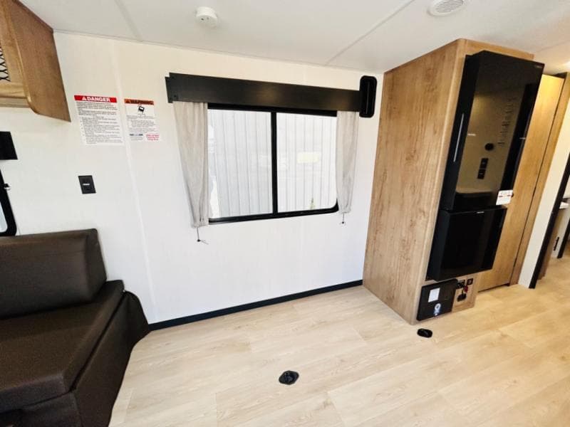 2025 Forest River 2025 Forest River Cherokee Grey Wolf - thumbnail 21