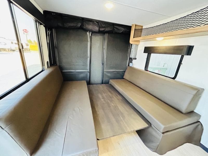 2025 Forest River 2025 Forest River Cherokee Grey Wolf - thumbnail 22