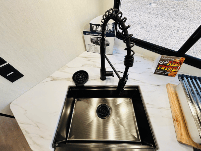 2025 Forest River 2025 Forest River Cherokee Grey Wolf - thumbnail 36