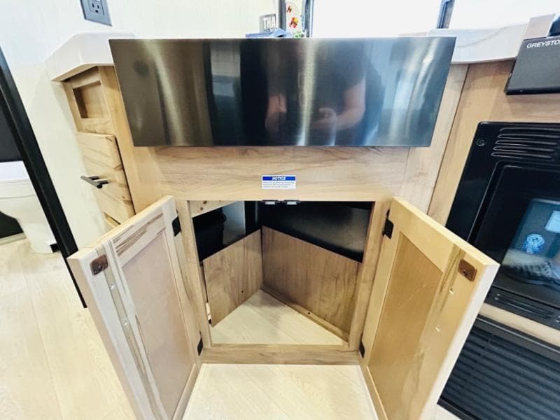 2025 Forest River 2025 Forest River Cherokee Grey Wolf - thumbnail 41