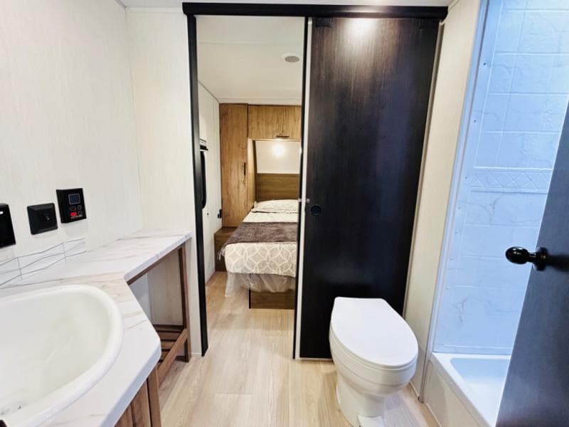 2025 Forest River 2025 Forest River Cherokee Grey Wolf - thumbnail 52