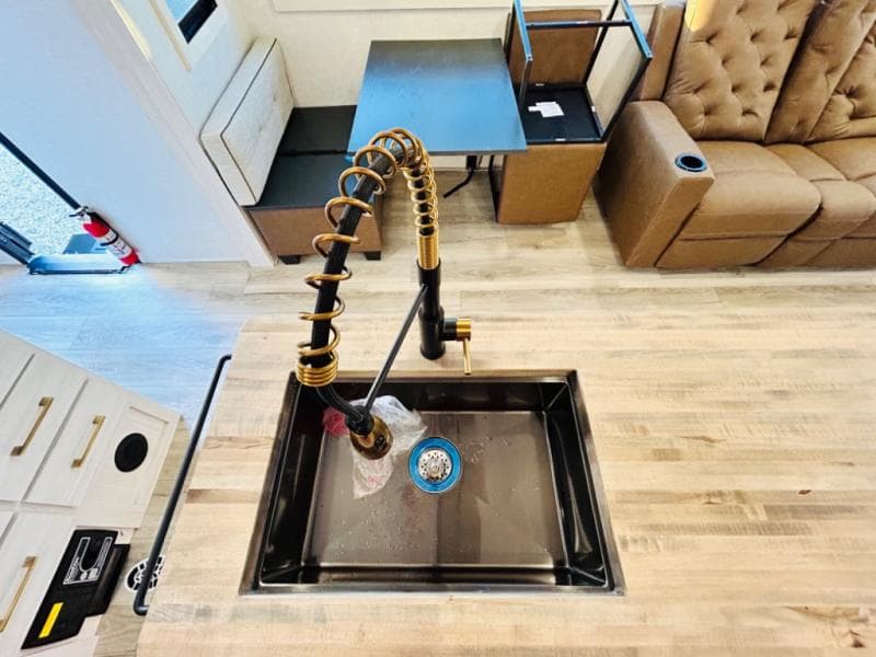 2025 Forest River 2025 Forest River Surveyor - thumbnail 30