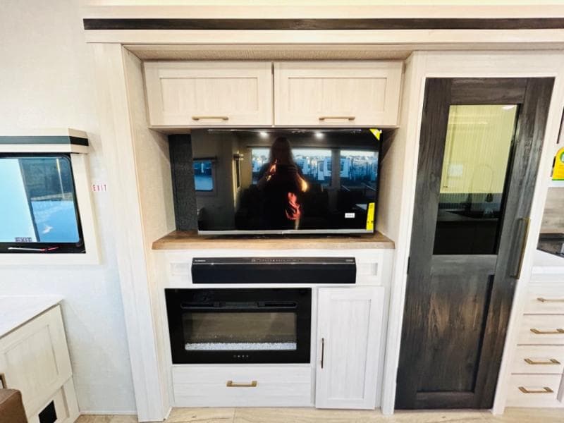 2025 Forest River 2025 Forest River Surveyor - thumbnail 52