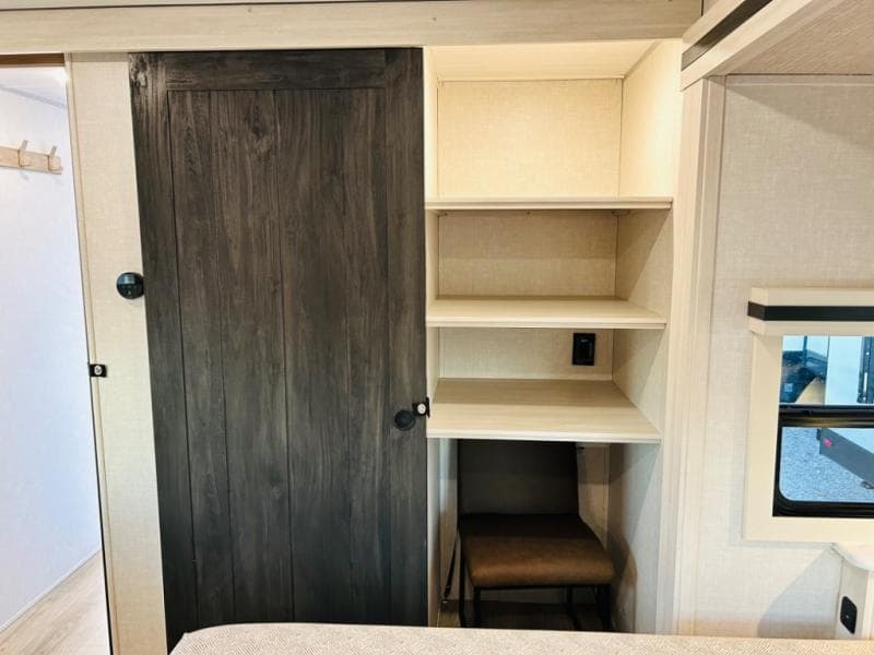 2025 Forest River 2025 Forest River Surveyor - thumbnail 98