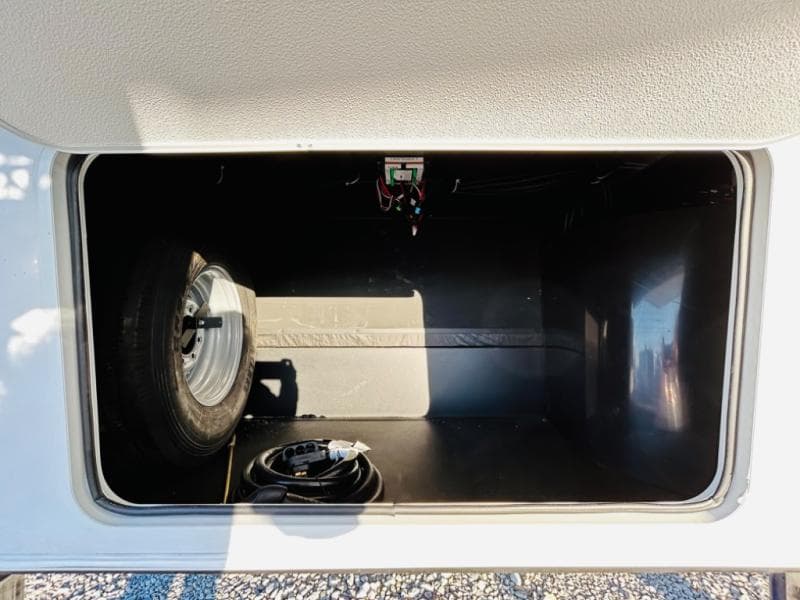 2025 Forest River 2025 Forest River Wildcat - thumbnail 16