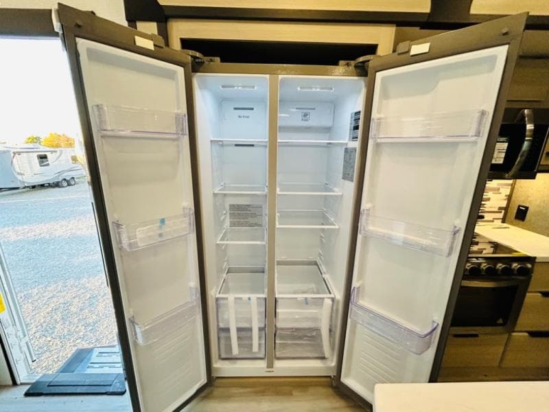 2025 Forest River 2025 Forest River Wildcat - thumbnail 21