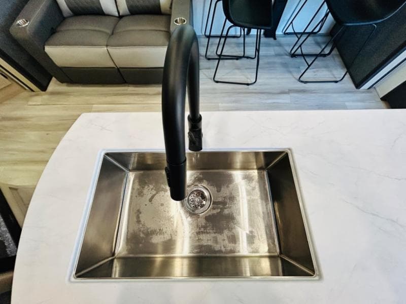 2025 Forest River 2025 Forest River Wildcat - thumbnail 27