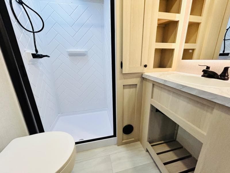 2025 Forest River 2025 Forest River Wildcat - thumbnail 53