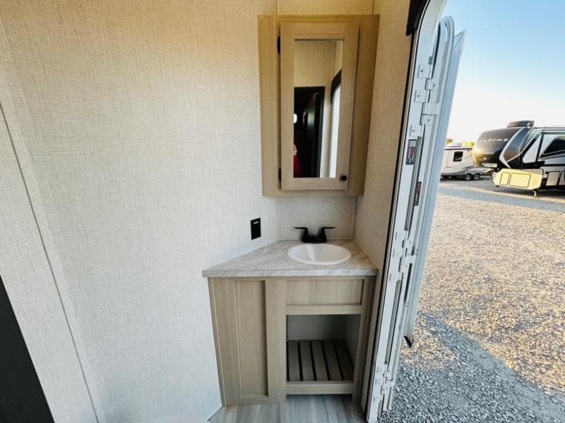 2025 Forest River 2025 Forest River Wildcat - thumbnail 83