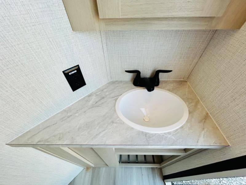 2025 Forest River 2025 Forest River Wildcat - thumbnail 86