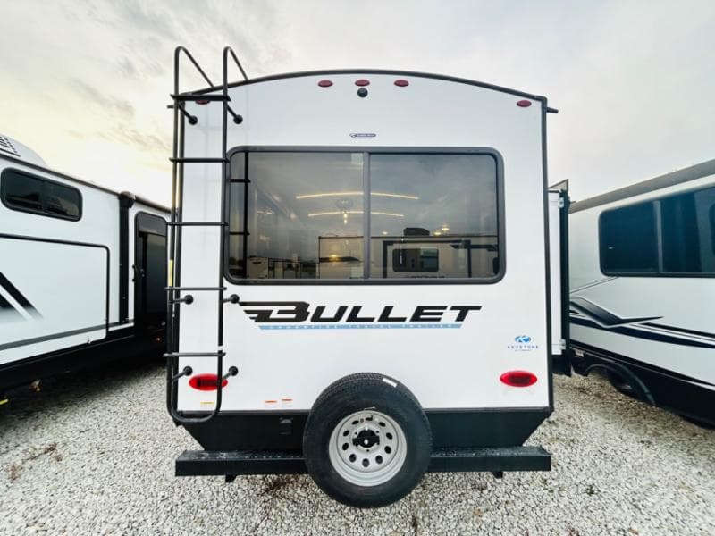 2025 Keystone RV 2025 Keystone RV Bullet Crossfire - thumbnail 5